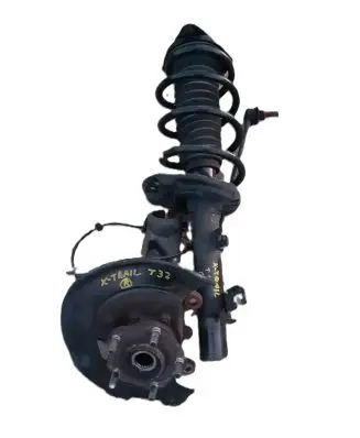 Nissan X-Trail T32 Front wheel hub spindle knuckle