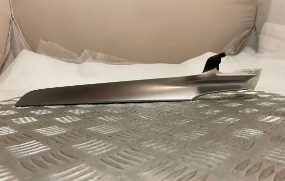 Mercedes-Benz GLC X253 C253 Dashboard glove box trim A2056800771
