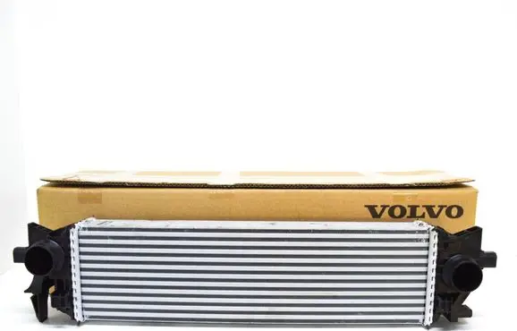 Volvo XC60 Intercooler radiator 31410892