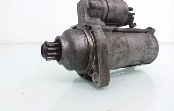 Volkswagen PASSAT B6 Starter motor 02M911023N