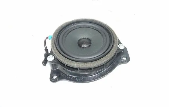 BMW X1 F48 F49 Subwoofer speaker 928189605