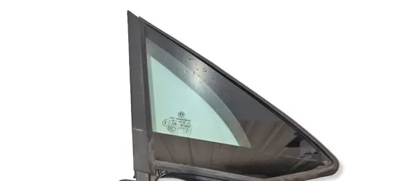 Volkswagen PASSAT B8 Front door vent window glass four-door 3G0845114F