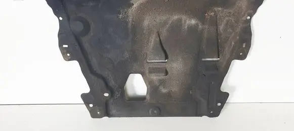 Volvo XC60 Engine splash shield/under tray 