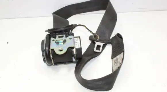 Volkswagen Scirocco Front seatbelt 1K8857706A