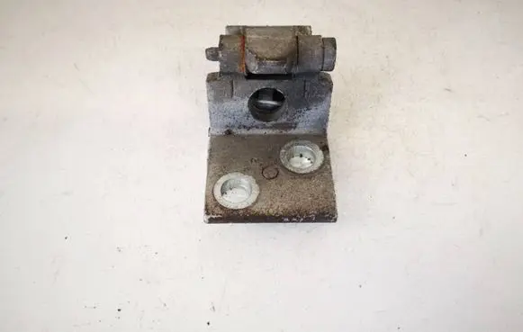Citroen C3 Pluriel Front door upper hinge