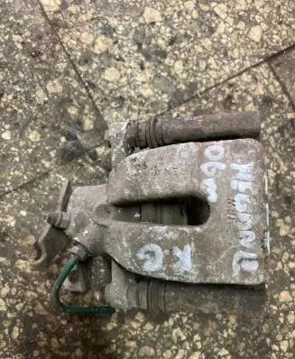 Renault Megane II Rear brake caliper