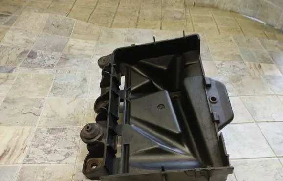 Volkswagen Fox Battery tray 