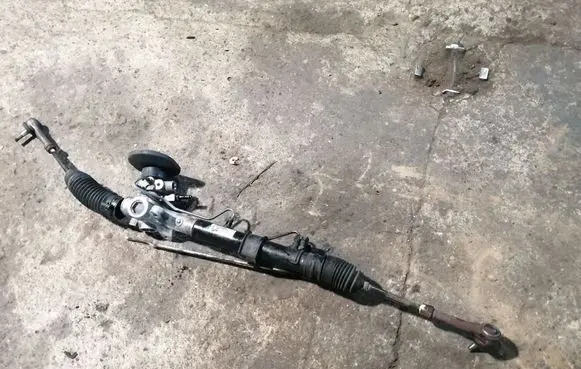 Chrysler PT Cruiser Steering rack P05272289AC 05272289AC