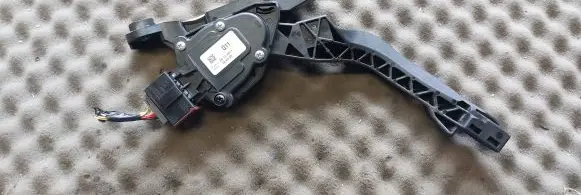 Hyundai i30 Accelerator throttle pedal 32700A5900
