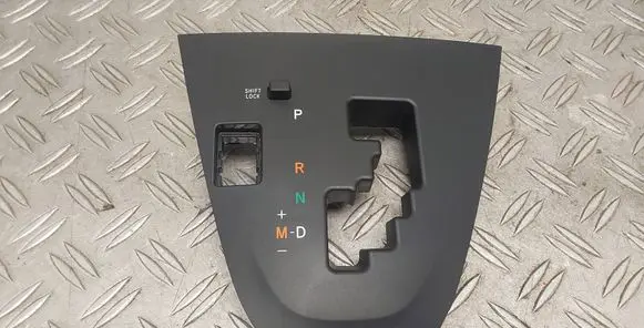 Toyota Verso Gear shifter surround trim plastic