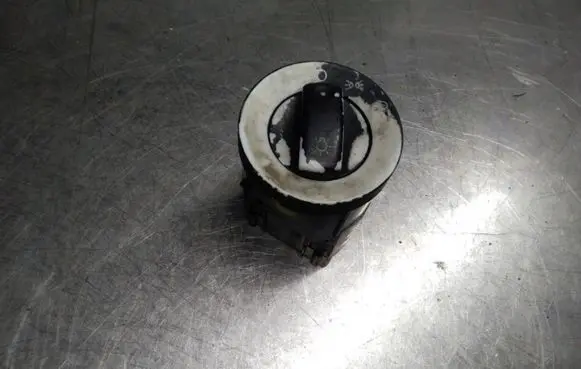Audi A4 S4 B6 8E 8H Light switch 8E0941531 04053500
