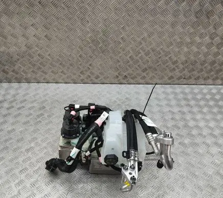 Tesla Model Y Juniper Air conditioning (A/C) expansion valve 152300000G 152300300C