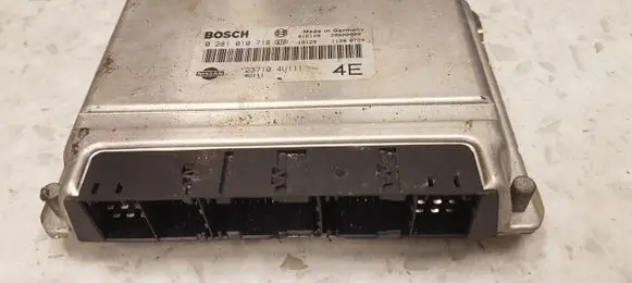 Nissan Almera Tino Engine control unit/module 0281010718 237104U111