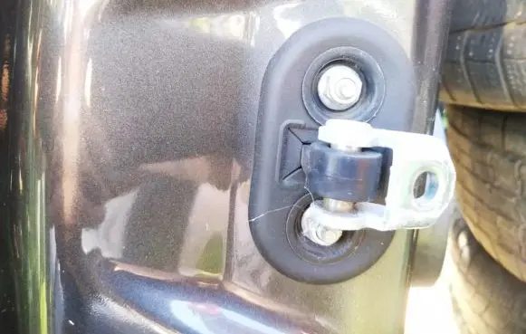 Fiat Bravo Rear door check strap stopper