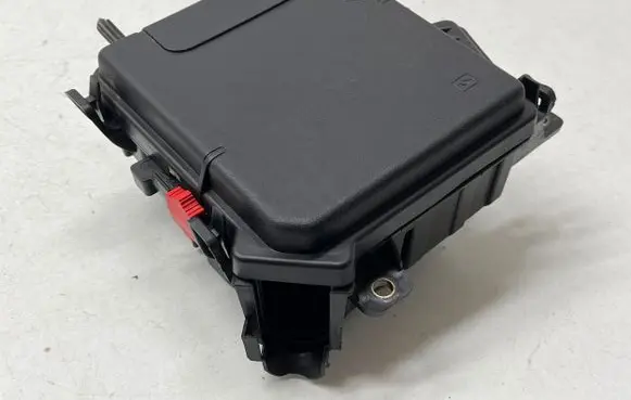 Renault Megane III Fuse box set 284B10002R