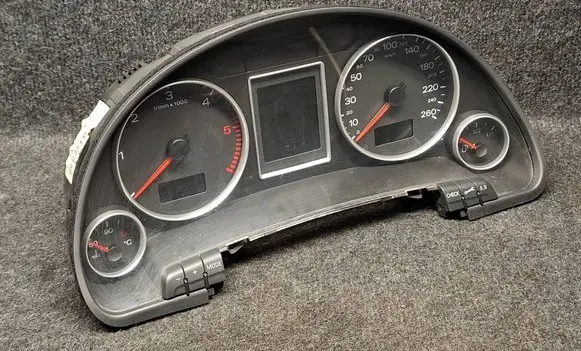 Speedometer (instrument cluster)