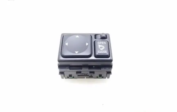 Nissan X-Trail T30 Wing mirror switch