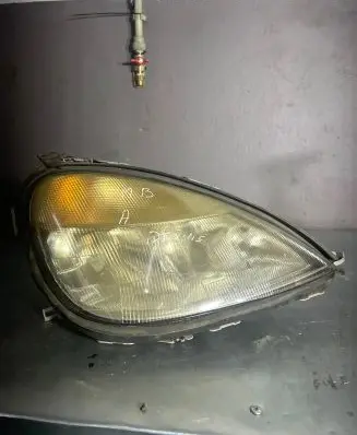 Mercedes-Benz A W168 Headlight/headlamp A1688200261 0301152202