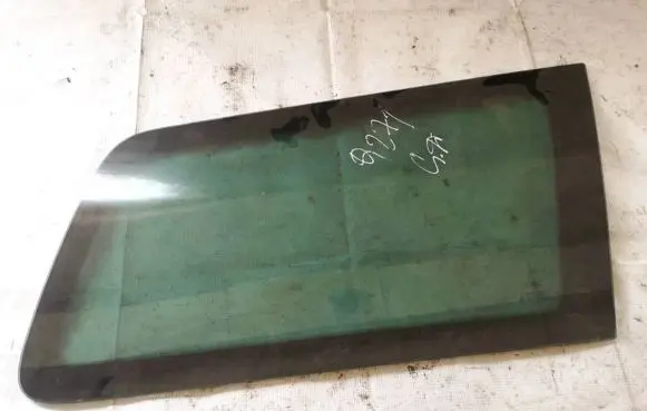 Ford Mondeo Mk III Rear side window
