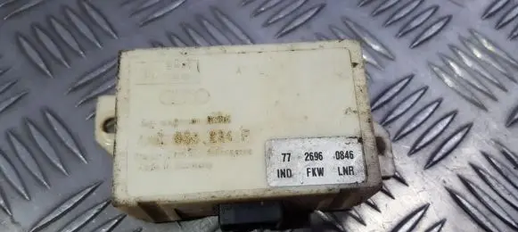 Audi A4 S4 B5 8D Immobilizer control unit/module 4a0953234f 7726960846