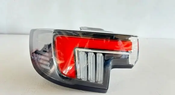 Opel Mokka B Rear/tail lights 9833721880