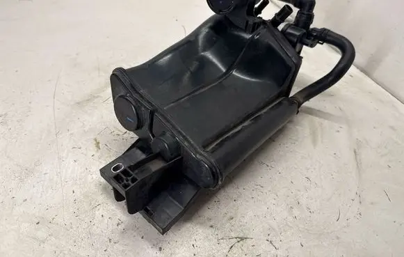Audi Q3 F3 Active carbon filter fuel vapour canister 3QF201801