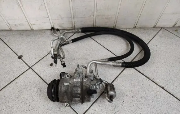 Chrysler Town & Country V Air conditioning (A/C) compressor (pump)