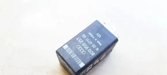 Audi A4 S4 B5 8D Other relay 8D0959257 05071100