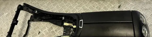 Mercedes-Benz CLS W257 Other center console (tunnel) element A2136802601