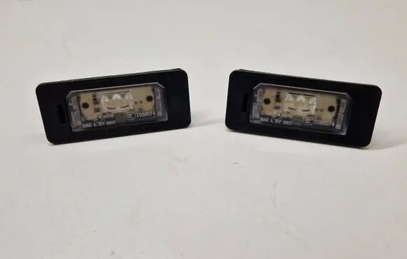 BMW X3 F25 Number plate light 7193293