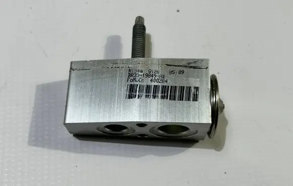 Air conditioning (A/C) expansion valve