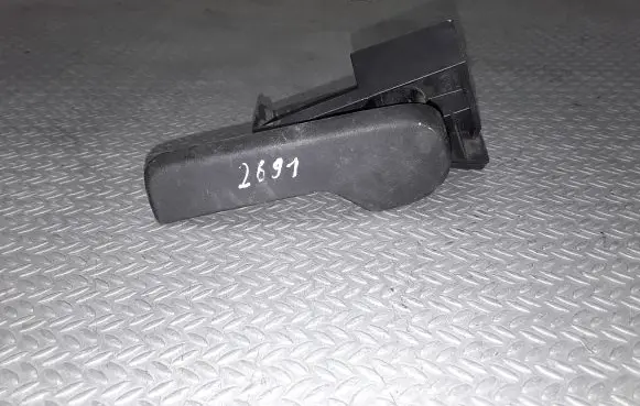 Engine bonnet (hood) release handle