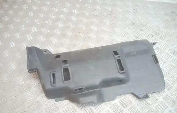 Mitsubishi Pajero Other interior part MB657349