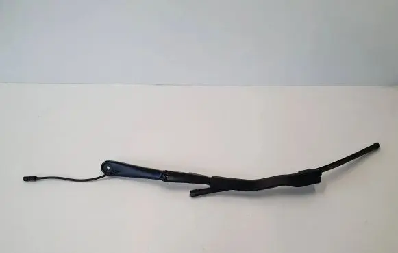 BMW 3 G20 G21 Windshield/front glass wiper blade 9448919