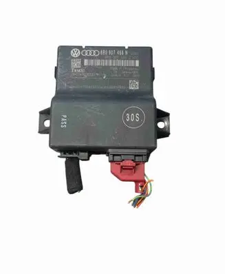 Audi A4 S4 B8 8K Gateway control module 8R0907468N