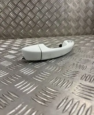Volkswagen Touareg II Front door exterior handle 7P6837206F