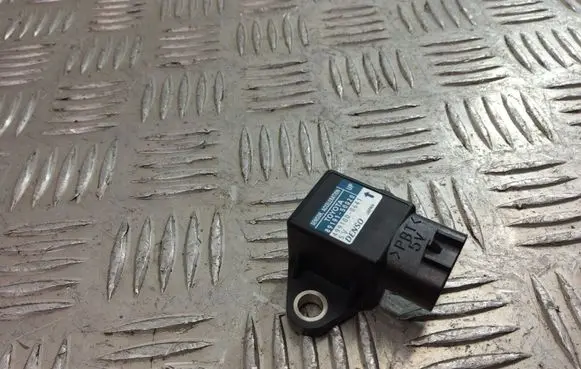 Lexus GS 300 350 430 450H Acceleration sensor 8919150020