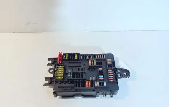 BMW 1 F20 F21 Fuse module 9261111 61149261111