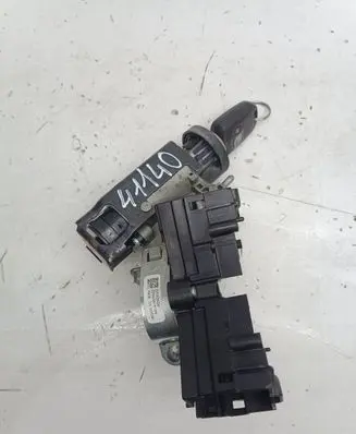 Opel Astra J Ignition lock 20939745 13383062
