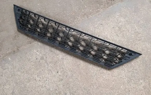 Seat Leon (5F) Front bumper lower grill 5F0853667G