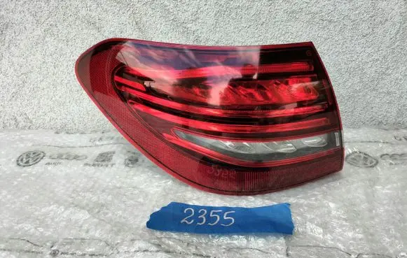 Mercedes-Benz C W205 Rear/tail lights