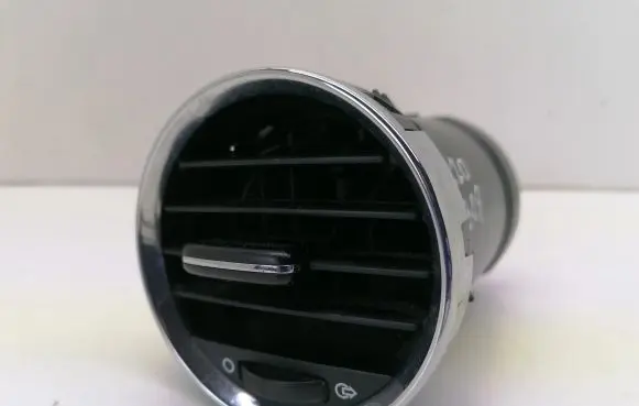 Dash center air vent grill