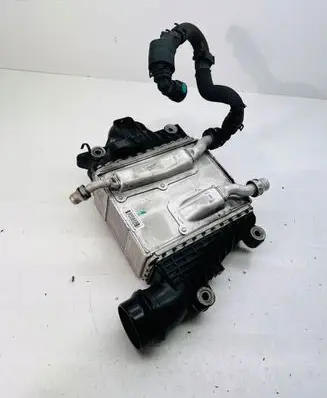 Jaguar XE Intercooler radiator GX736K775AE