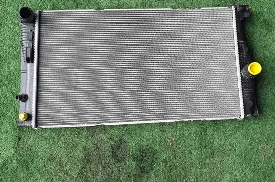 Coolant radiator