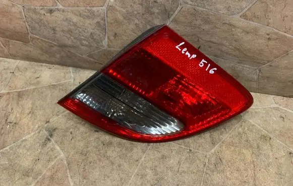 Mercedes-Benz E W211 Tailgate rear/tail lights A2118203064