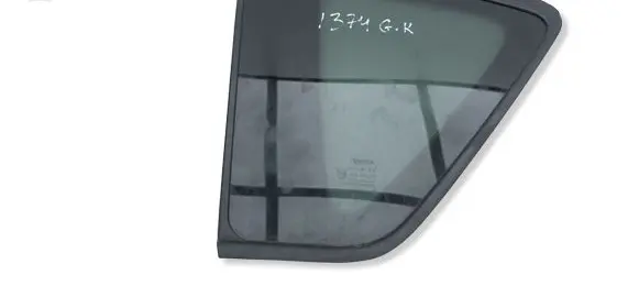 Toyota Corolla Verso AR10 Rear side window 