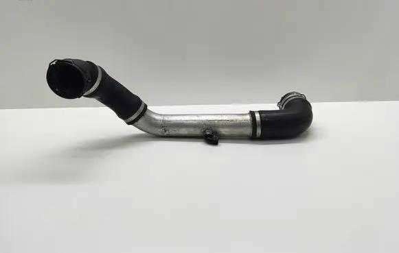 BMW 5 E60 E61 Intercooler hose/pipe 7793896 779389602 7790130