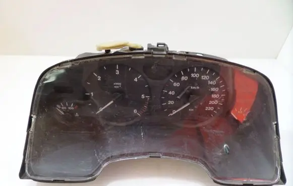 Opel Zafira A Speedometer (instrument cluster) 24419561HU 87001371