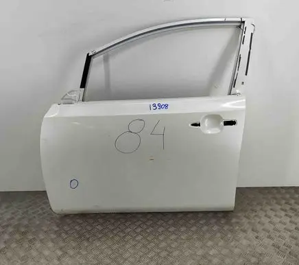 Nissan Leaf II (ZE1) Front door H01015SLMA