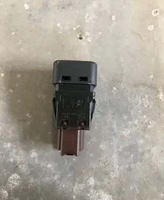 Citroen C4 II Passenger airbag on/off switch 95835